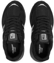 NEW BALANCE W990BK5