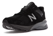 New Balance Women's W990BK5 Color Black