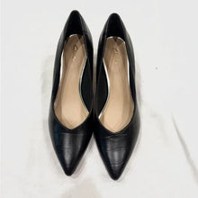Clarks Violet55 Court Women's Heels Color Black Croc